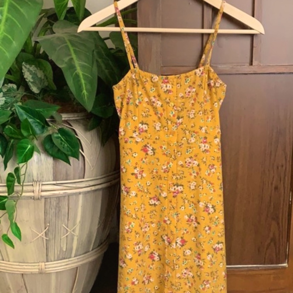 🍃☀️Short yellow mustard  dress 🍃☀️
